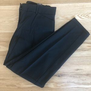 The Limited, Exact Stretch Skinny Black Pants. Size 8 Short. New with tags.